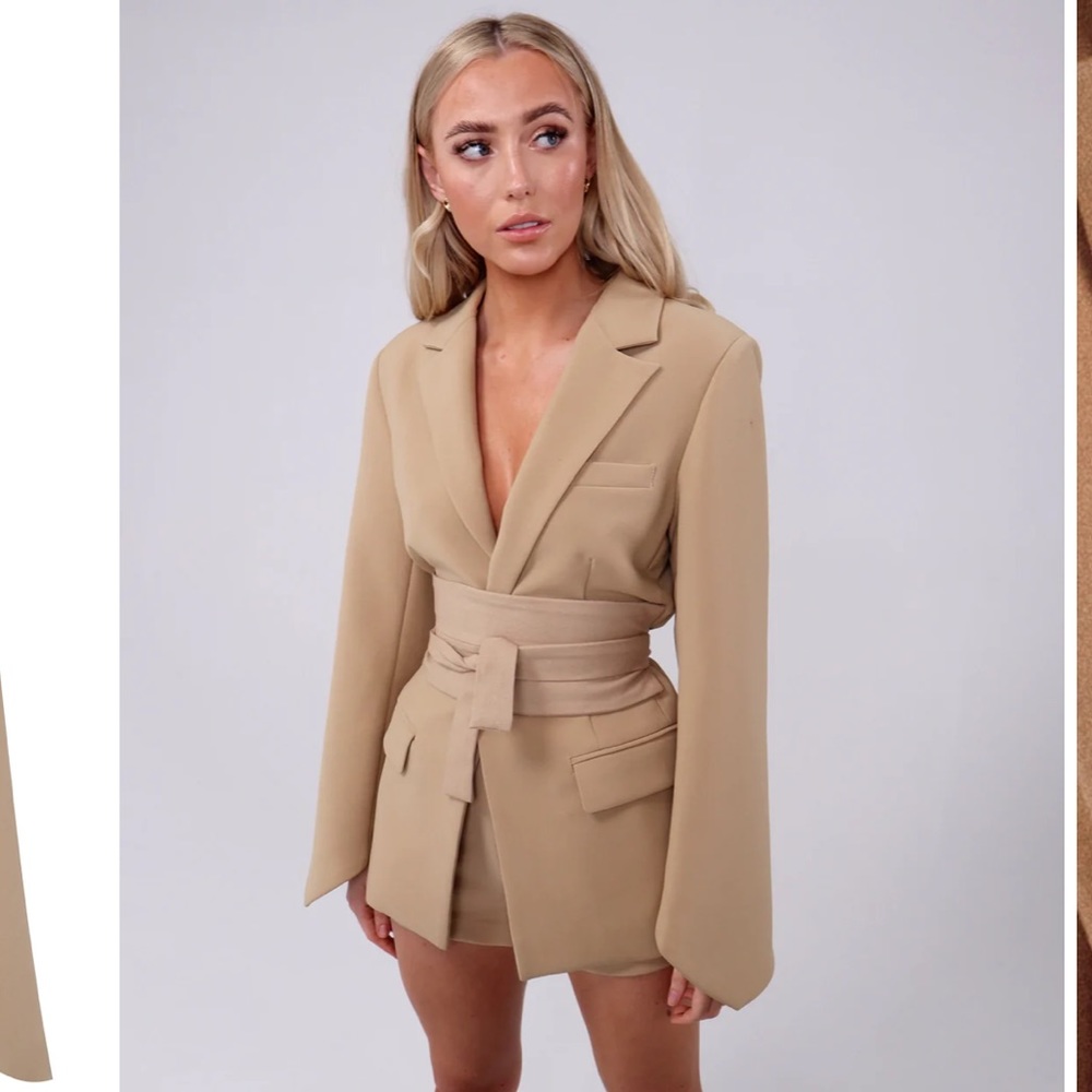 Camel Odd Muse Blazer